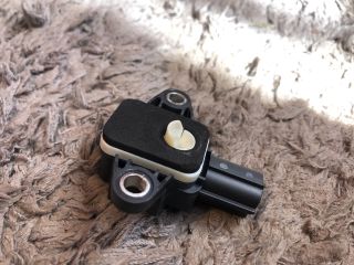 bontott AUDI A3 Légzsák Indító Modul Oldallégzsák