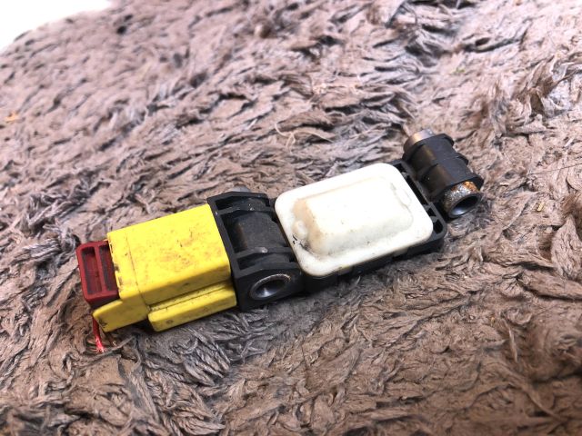 bontott AUDI A3 Légzsák Indító Modul Oldallégzsák