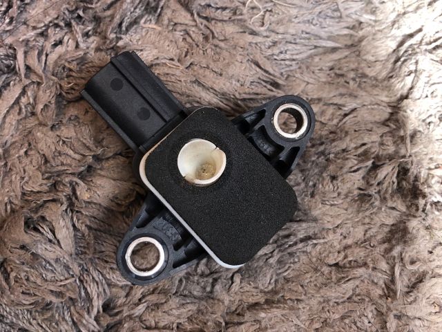 bontott AUDI A3 Légzsák Indító Modul Oldallégzsák