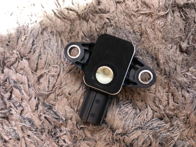 bontott AUDI A3 Légzsák Indító Modul Oldallégzsák