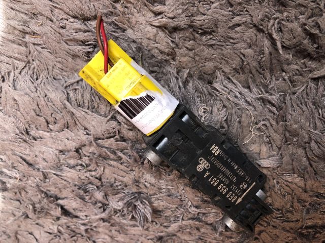 bontott AUDI A3 Légzsák Indító Modul Oldallégzsák