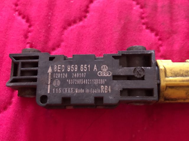 bontott AUDI A3 Légzsák Indító Modul Oldallégzsák