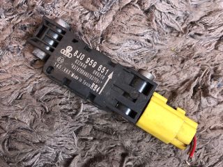 bontott AUDI A3 Légzsák Indító Modul Oldallégzsák