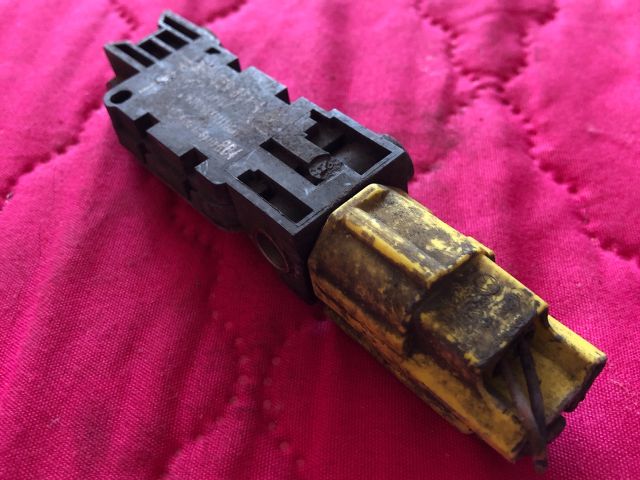 bontott AUDI A3 Légzsák Indító Modul Oldallégzsák