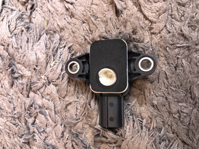 bontott AUDI A3 Légzsák Indító Modul Oldallégzsák