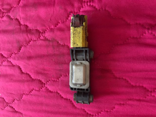 bontott AUDI A3 Légzsák Indító Modul Oldallégzsák