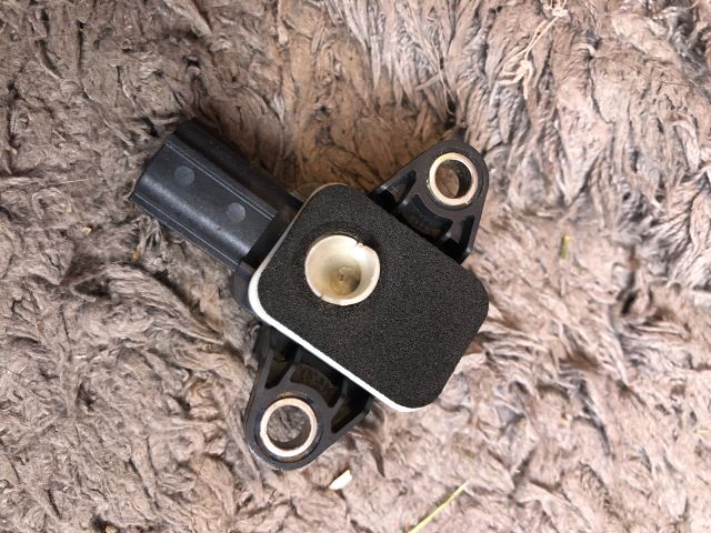 bontott AUDI A3 Légzsák Indító Modul Oldallégzsák