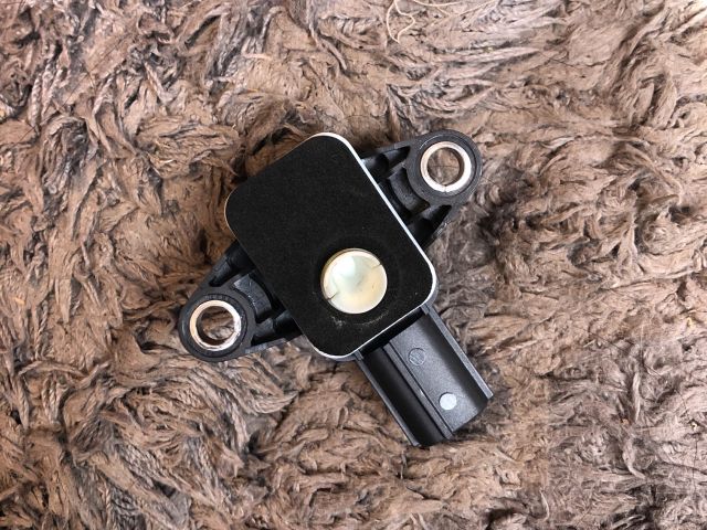 bontott AUDI A3 Légzsák Indító Modul Oldallégzsák