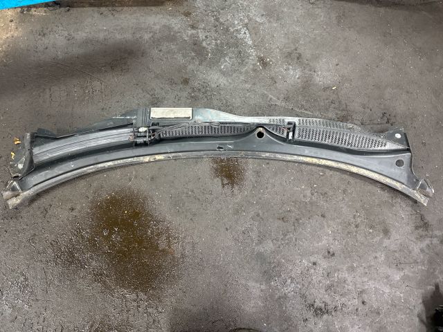 bontott AUDI A3 Levélrács