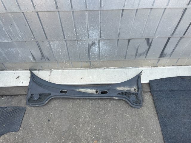 bontott AUDI A3 Levélrács