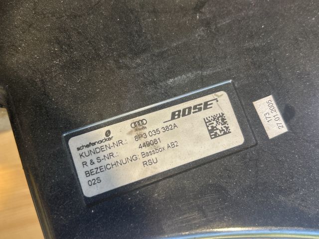 bontott AUDI A3 Mélynyomó Hangszóró