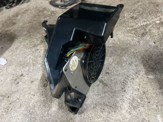 bontott AUDI A3 Mélynyomó Hangszóró