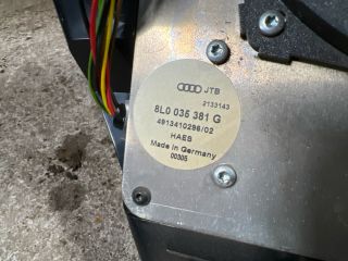 bontott AUDI A3 Mélynyomó Hangszóró