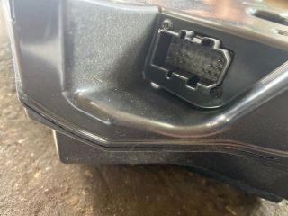 bontott AUDI A3 Mélynyomó Hangszóró