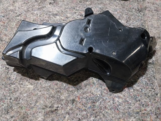 bontott AUDI A3 Mélynyomó Hangszóró