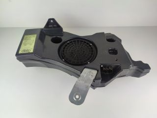 bontott AUDI A3 Mélynyomó Hangszóró