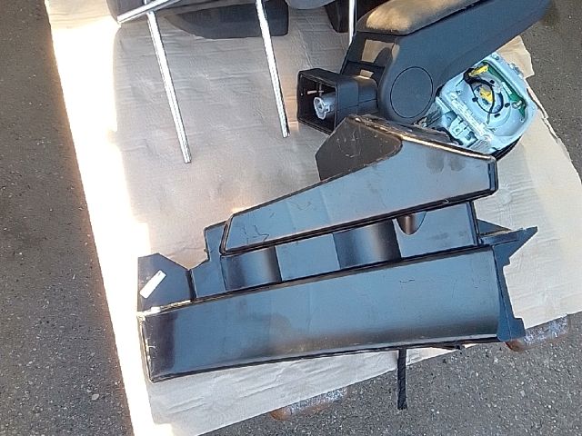 bontott AUDI A3 Mélynyomó Hangszóró