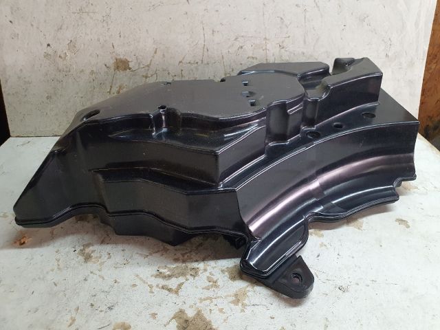 bontott AUDI A3 Mélynyomó Hangszóró