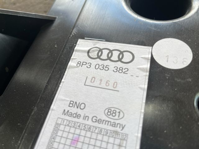 bontott AUDI A3 Mélynyomó Hangszóró