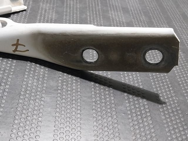 bontott AUDI A3 Motorháztető Bal Zsanér