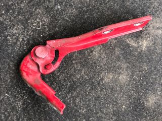 bontott AUDI A3 Motorháztető Bal Zsanér