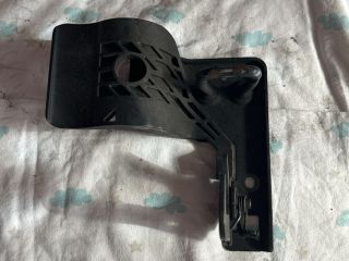 bontott AUDI A3 Motorháztető Biztonsági Kampó