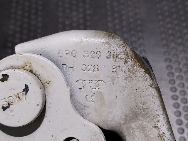 bontott AUDI A3 Motorháztető Jobb Zsanér