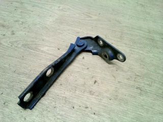 bontott AUDI A3 Motorháztető Jobb Zsanér