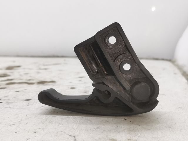 bontott AUDI A3 Motorháztető Nyitó Kar / Gomb