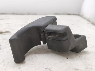 bontott AUDI A3 Motorháztető Nyitó Kar / Gomb