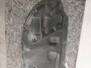 bontott AUDI A3 Motorháztető Szigetelés