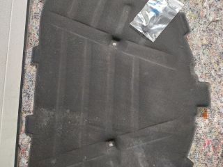 bontott AUDI A3 Motorháztető Szigetelés