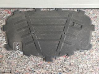 bontott AUDI A3 Motorháztető Szigetelés