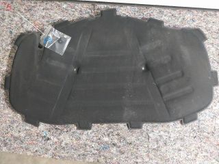 bontott AUDI A3 Motorháztető Szigetelés