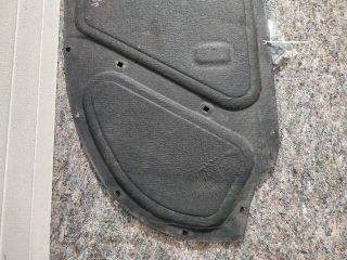 bontott AUDI A3 Motorháztető Szigetelés