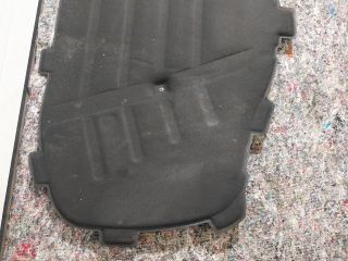 bontott AUDI A3 Motorháztető Szigetelés