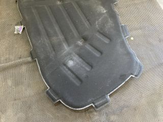 bontott AUDI A3 Motorháztető Szigetelés