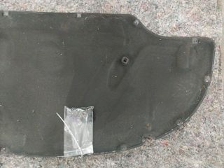 bontott AUDI A3 Motorháztető Szigetelés