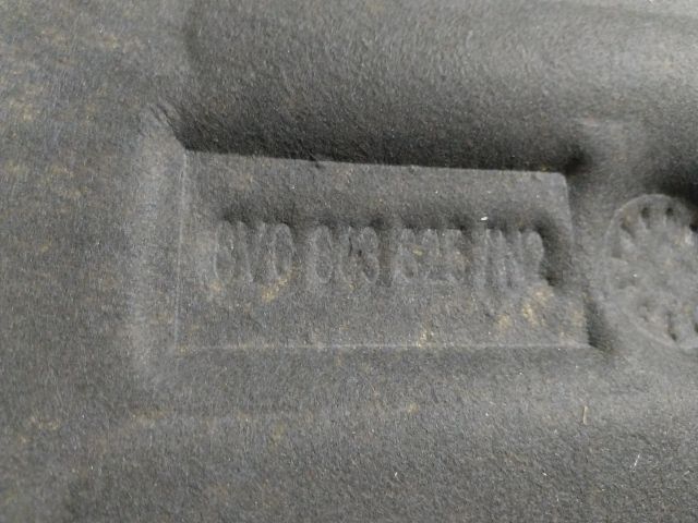 bontott AUDI A3 Motorháztető Szigetelés