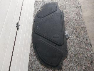 bontott AUDI A3 Motorháztető Szigetelés