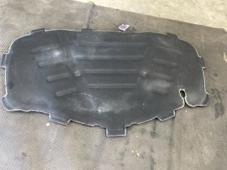 bontott AUDI A3 Motorháztető Szigetelés