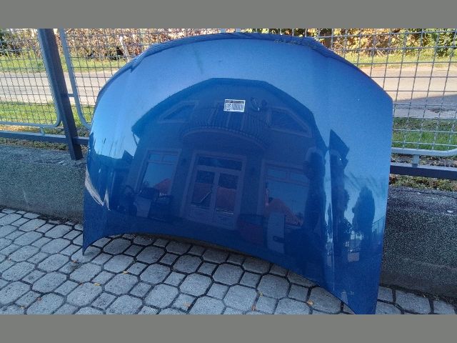 bontott AUDI A3 Motorháztető Szigetelés