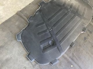 bontott AUDI A3 Motorháztető Szigetelés