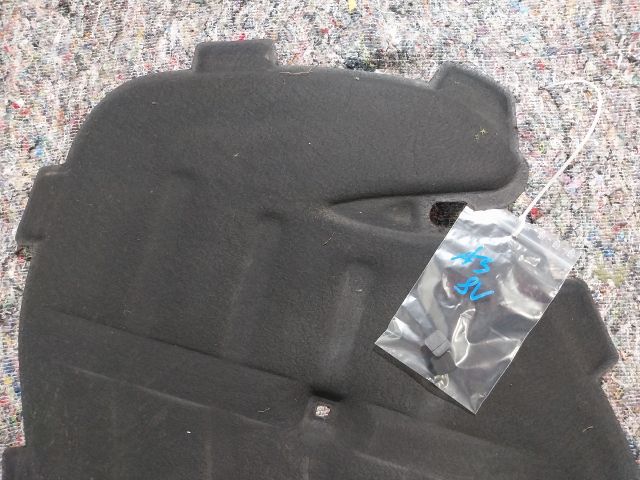 bontott AUDI A3 Motorháztető Szigetelés