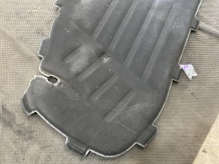 bontott AUDI A3 Motorháztető Szigetelés