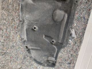 bontott AUDI A3 Motorháztető Szigetelés