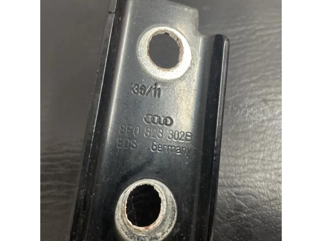 bontott AUDI A3 Motorháztető Zsanér Pár