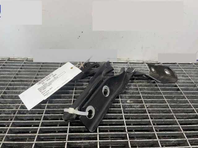 bontott AUDI A3 Motorháztető Zsanér Pár