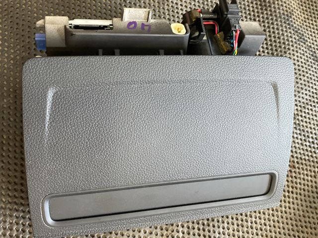 bontott AUDI A3 Multifunkciós Kijelző