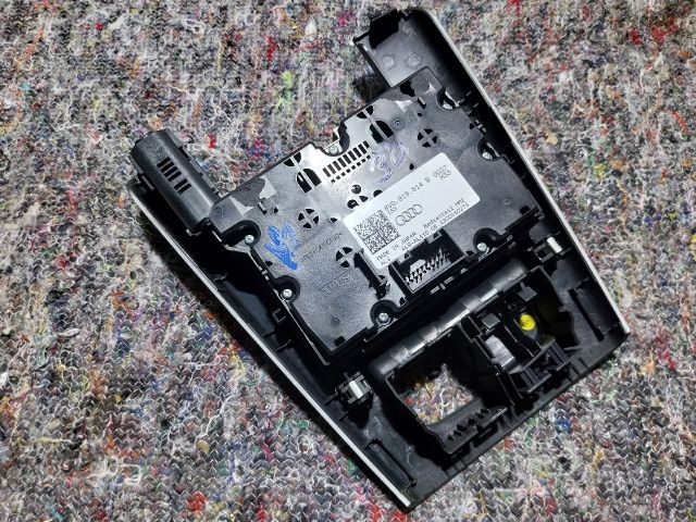 bontott AUDI A3 Multimédia Vezérlő